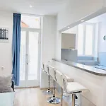 1 Bedroom Flat With Balcony Center Croisette 6ppl Apartment