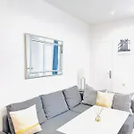 1 Bedroom Flat With Balcony Center Croisette 6ppl Apartment