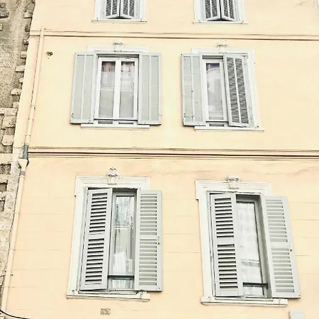 1 Bedroom Flat With Balcony Center Croisette 6ppl